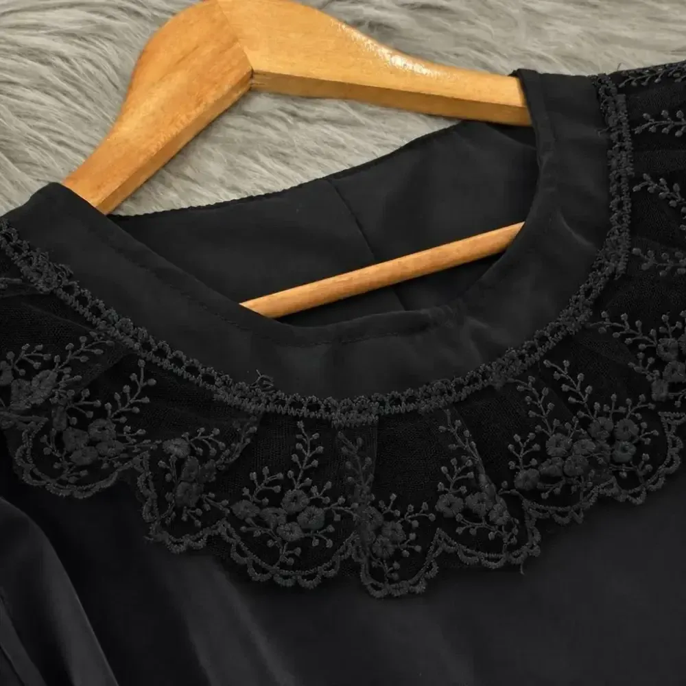 پیراهن عبایی محبوبه الیزه گیپور یقه و سر آستین فری سایز قد 130 زنانه